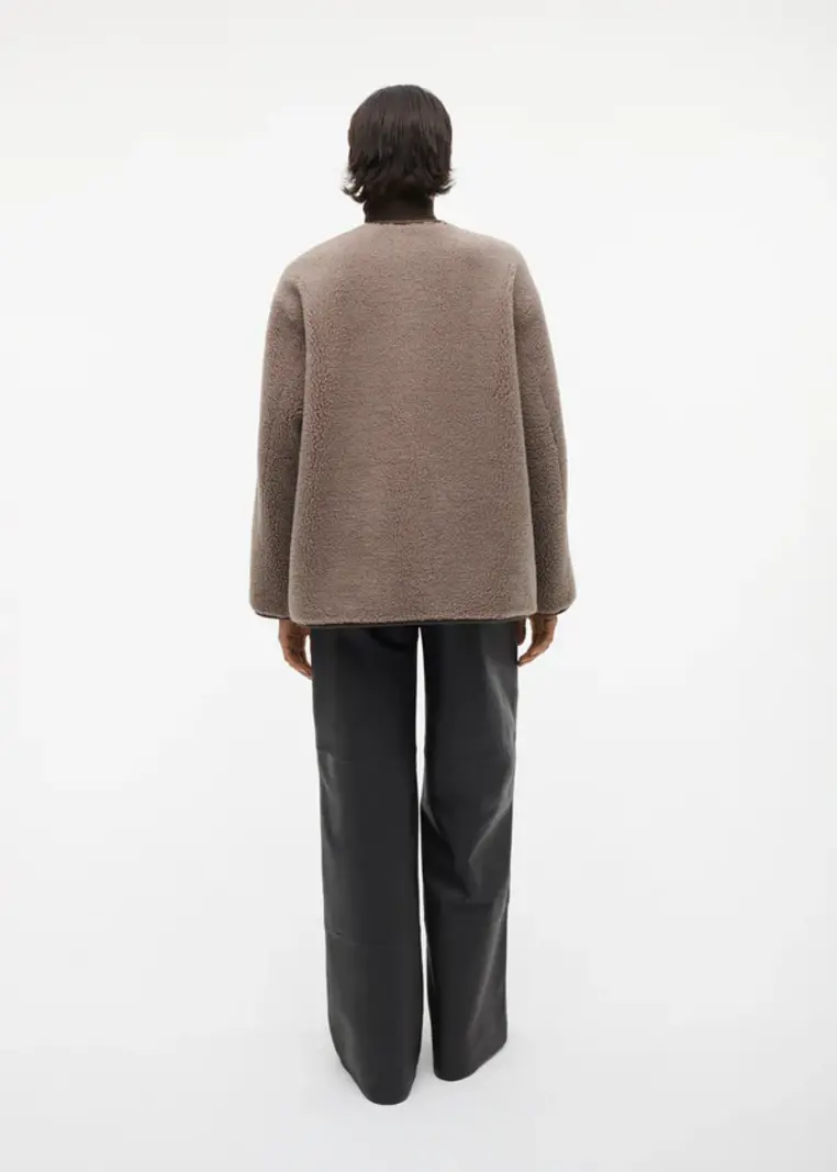 Studio AR Avery teddy wool jas Pebble