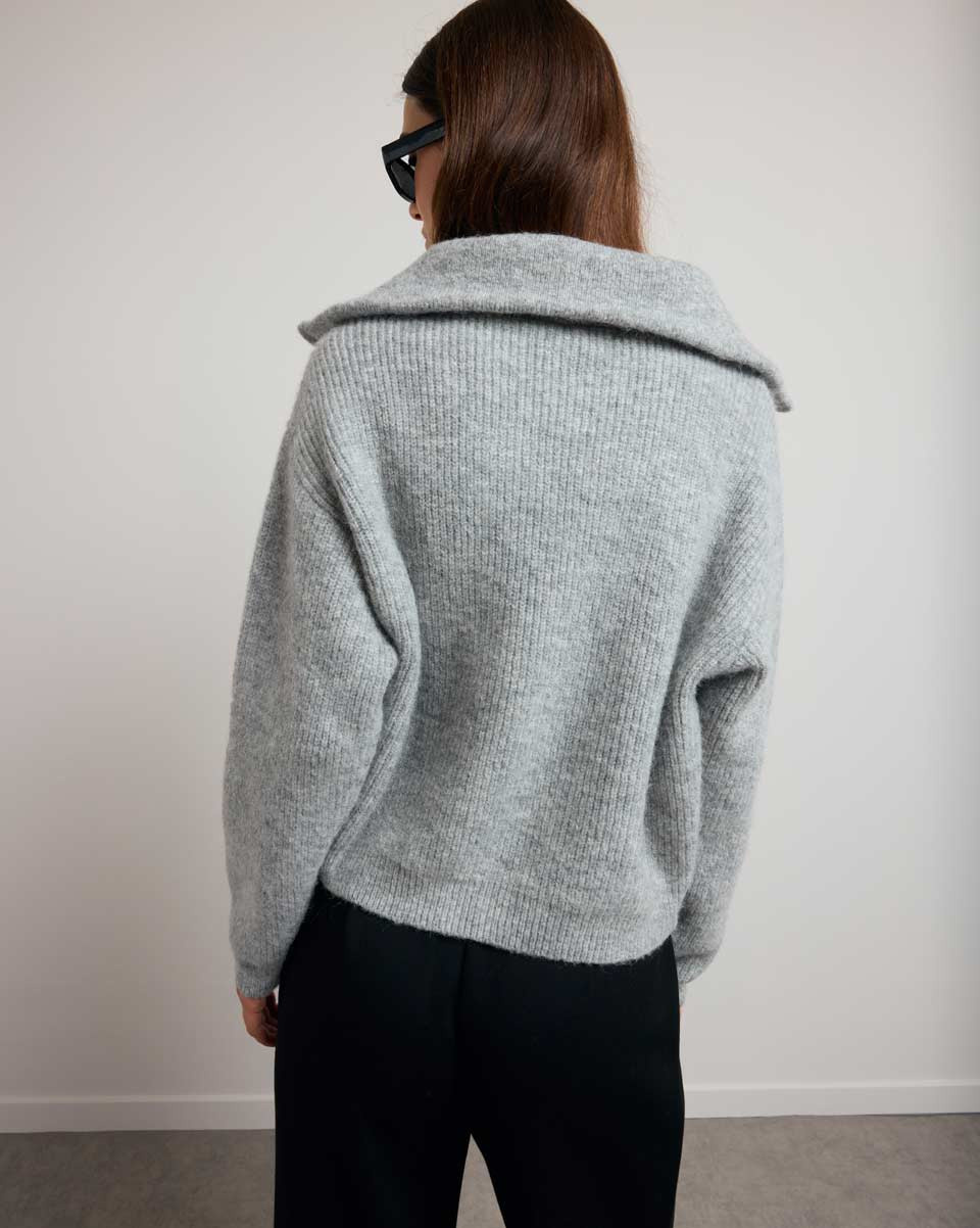 KARMA KOMA Max pull Light grey