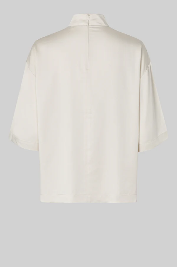 Second Female Twist tee Jet stream