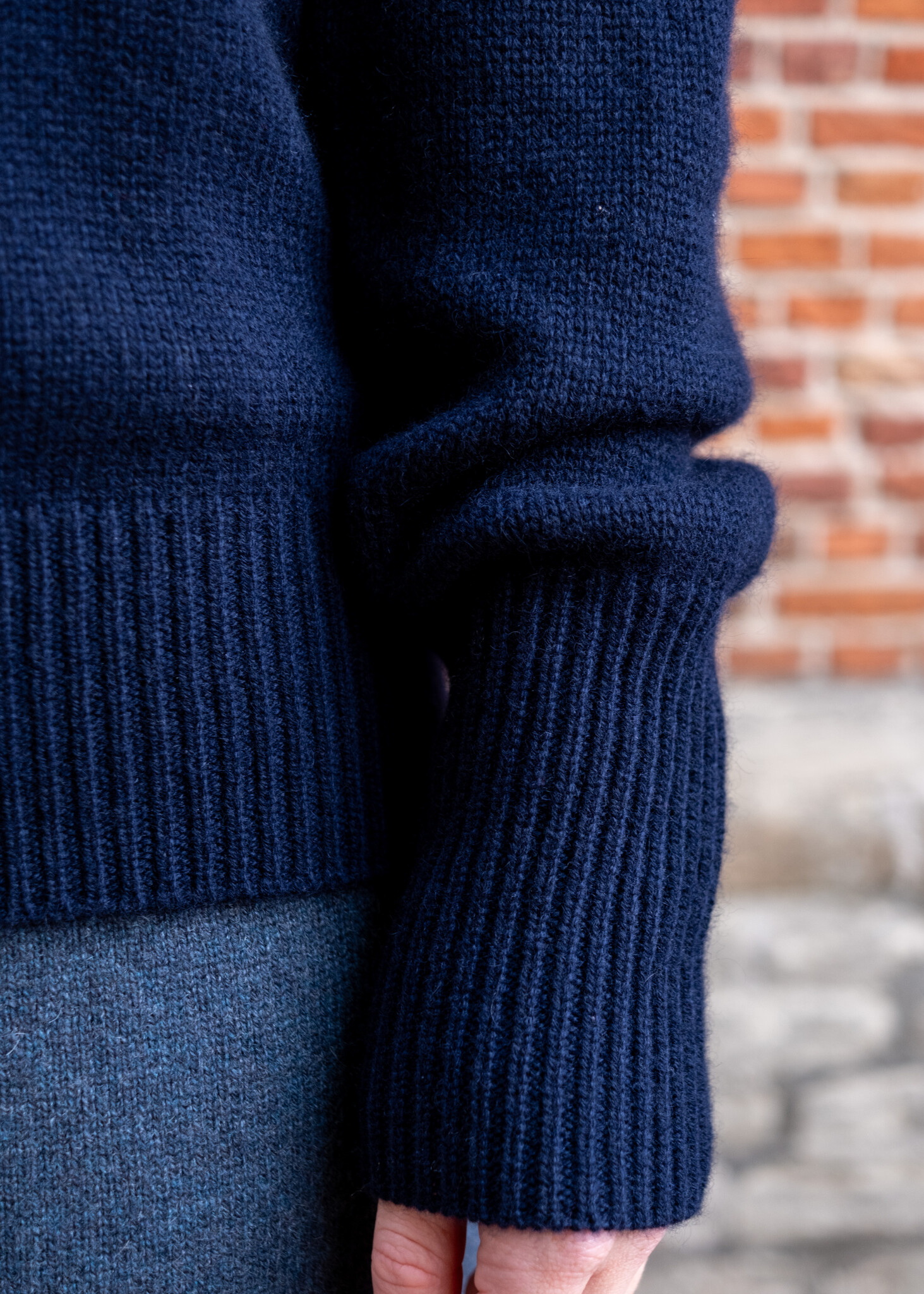 Lisa Yang Heidi sweater Navy