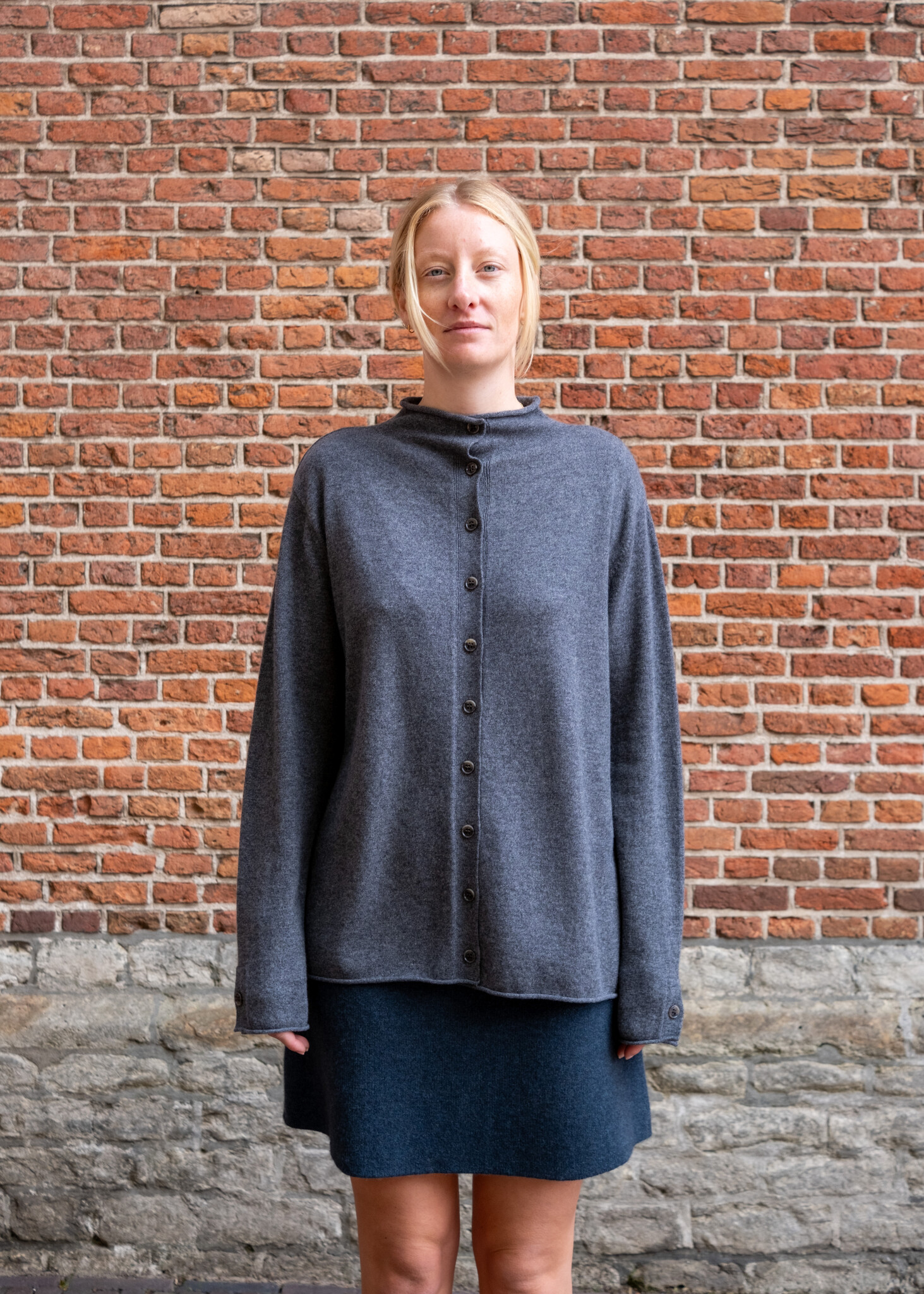 Lisa Yang Catrine cardigan Graphite