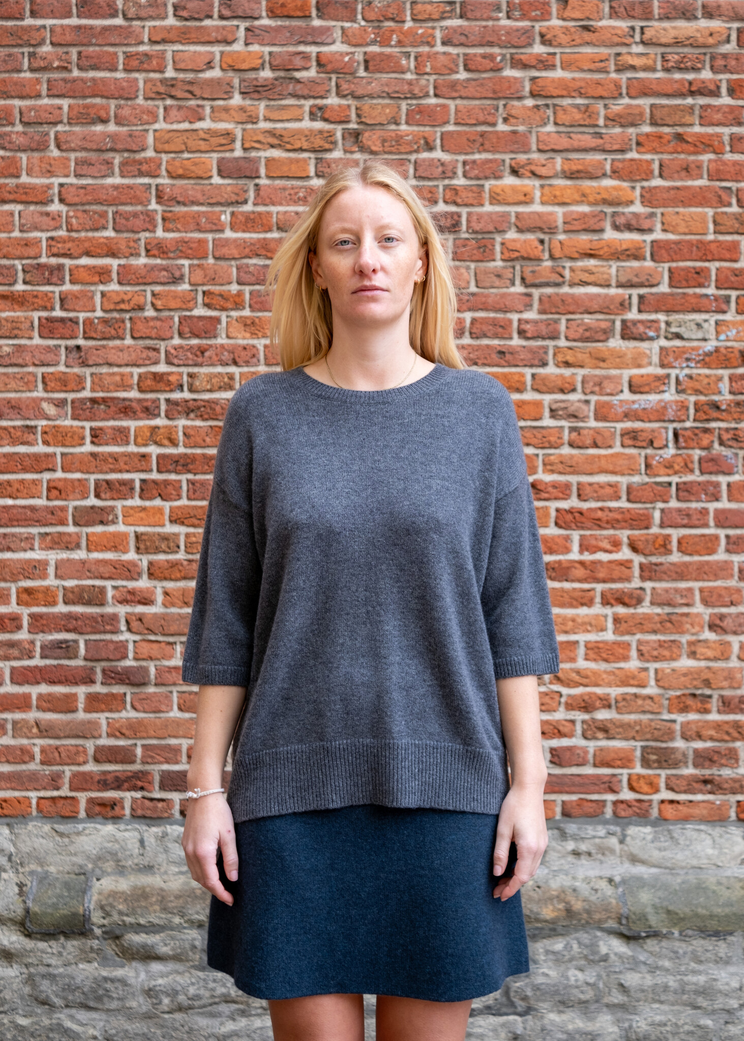 Lisa Yang Camille sweater Graphite