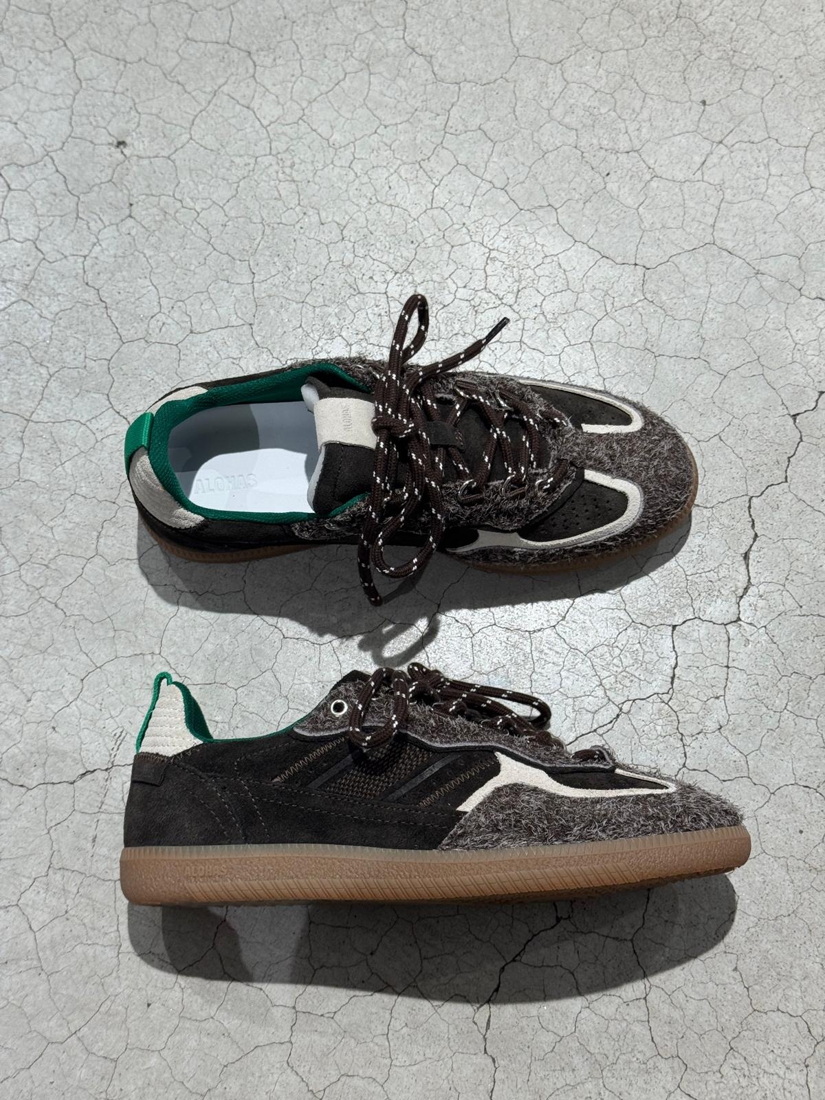 Alohas Tb.490 Trek Brown  leather sneakers