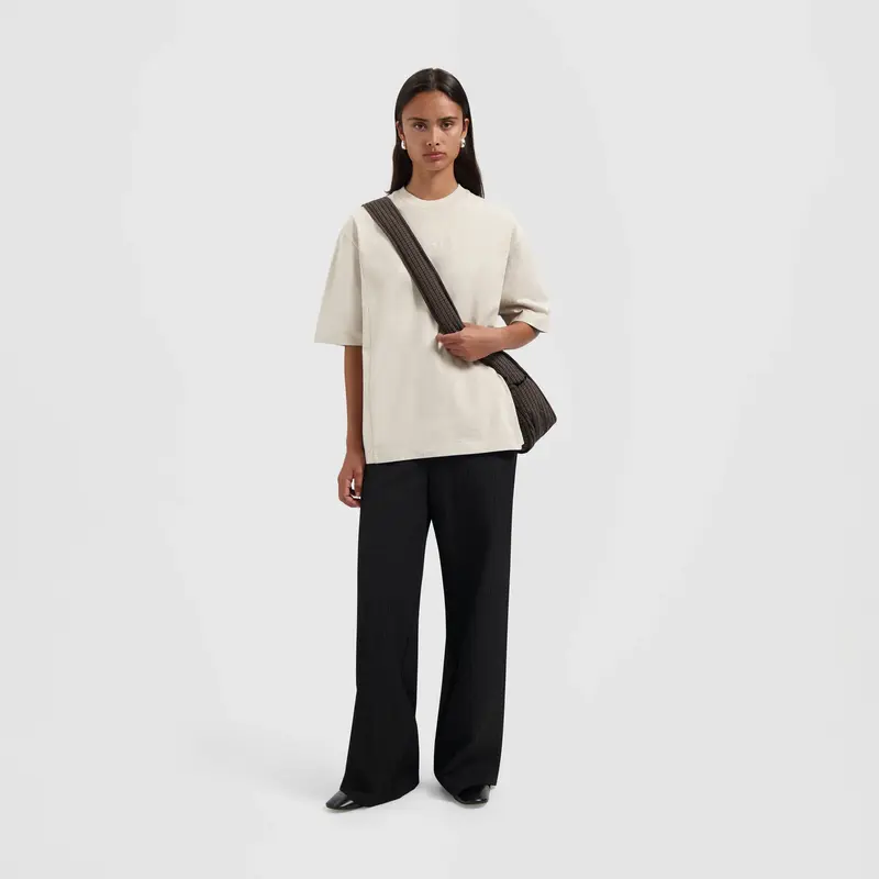 OLAF Pin oversized tee Cement