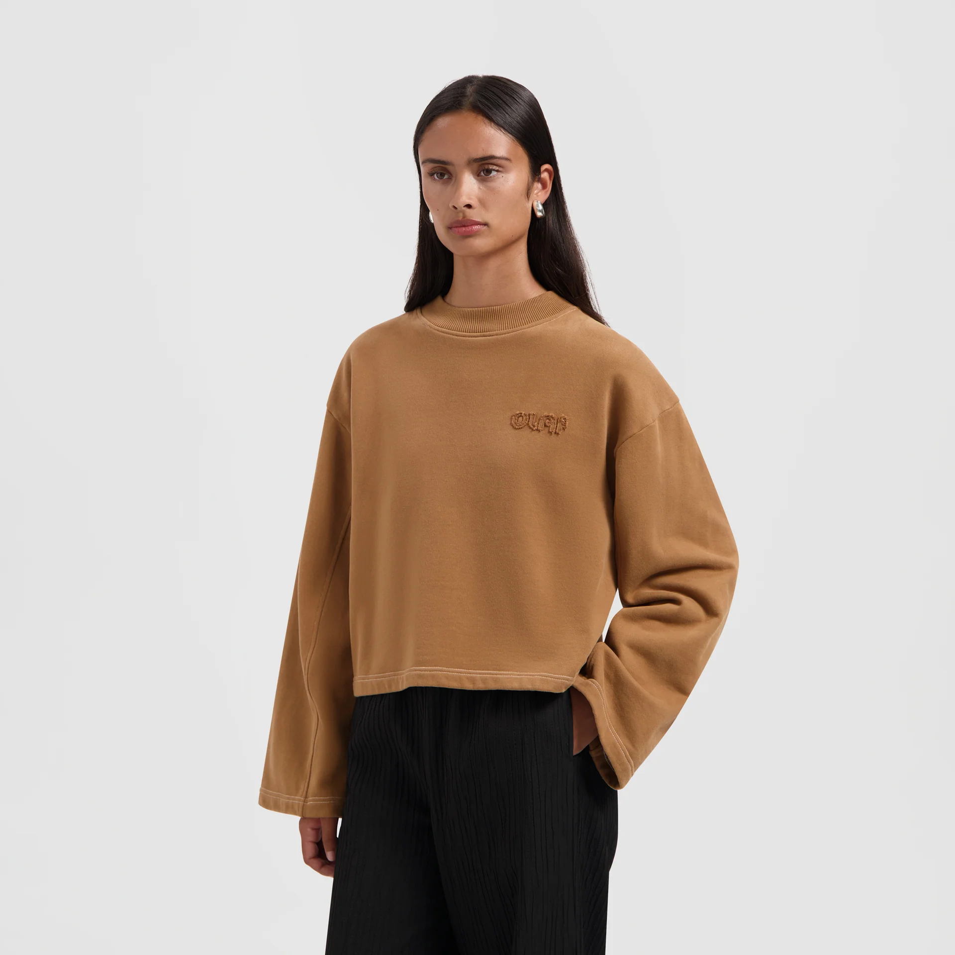 OLAF Contrast retro logo crewneck Foxtrot