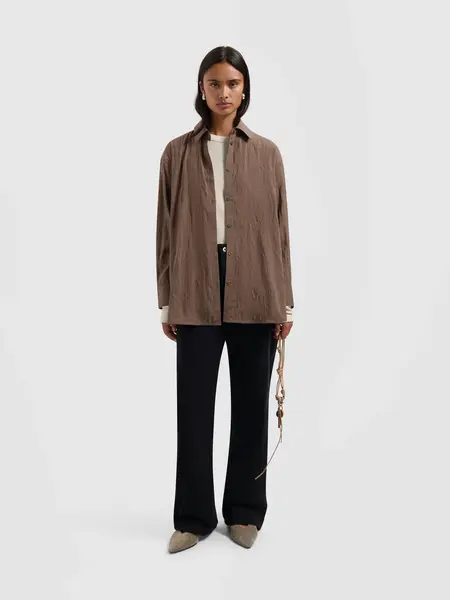 OLAF Monogram embro oversized shirt Taupe