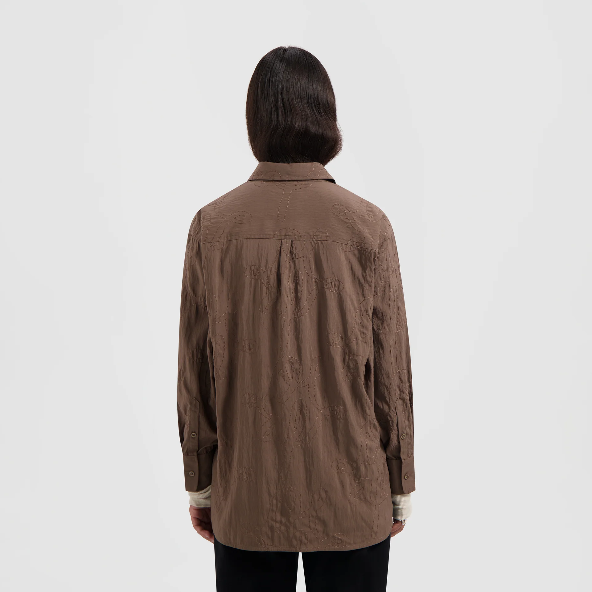 OLAF Monogram embro oversized shirt Taupe