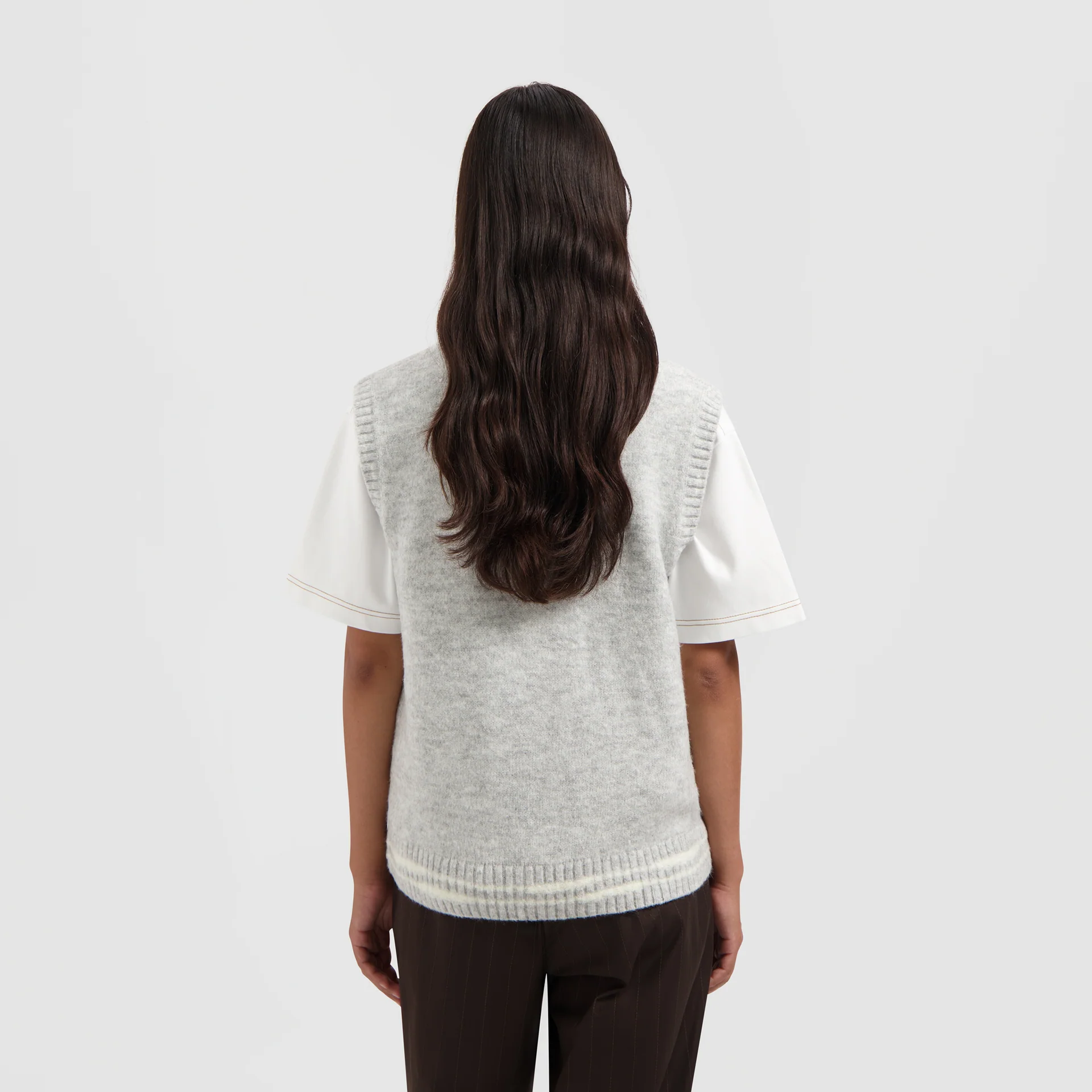 OLAF Crafted detail knit vest Heather grey