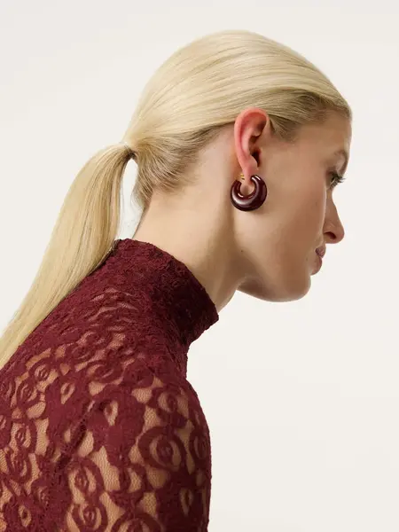 Vanessa Baroni Moon earring bordeaux marble