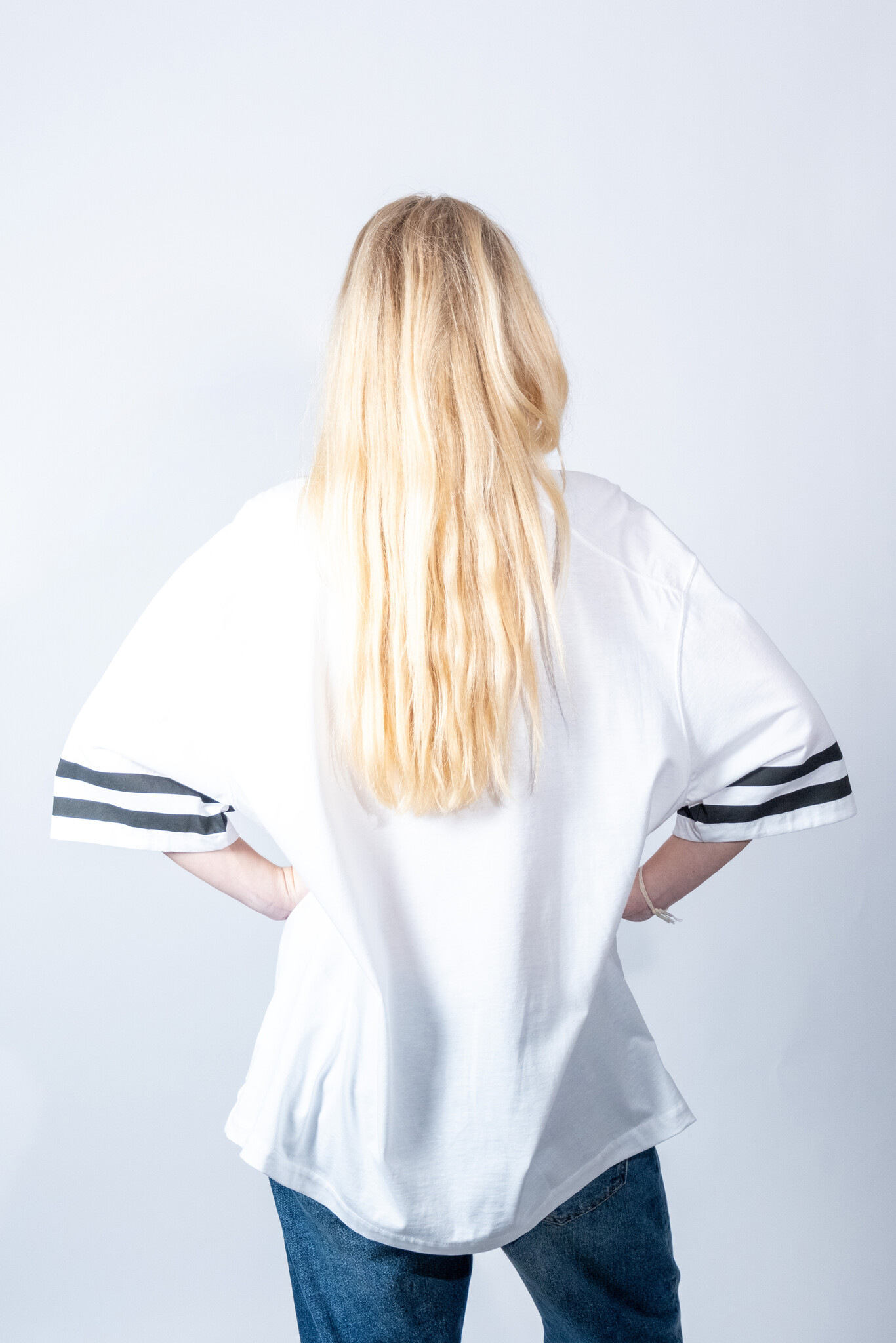 BLUE MORÉ The Brady Tee White