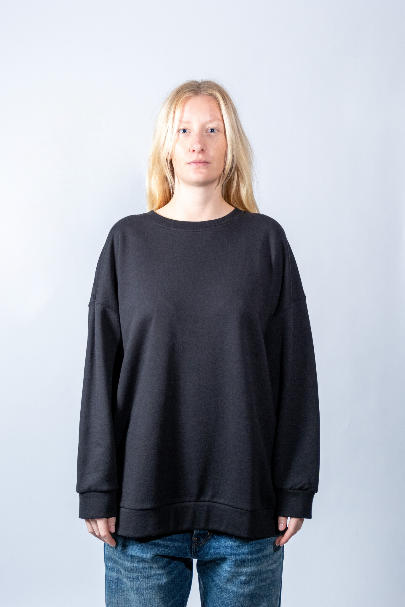 BLUE MORÉ Mar sweater Black