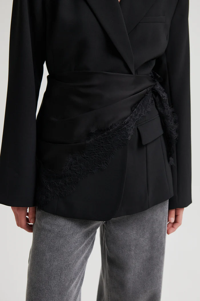 Second Female Lacia scarf Black