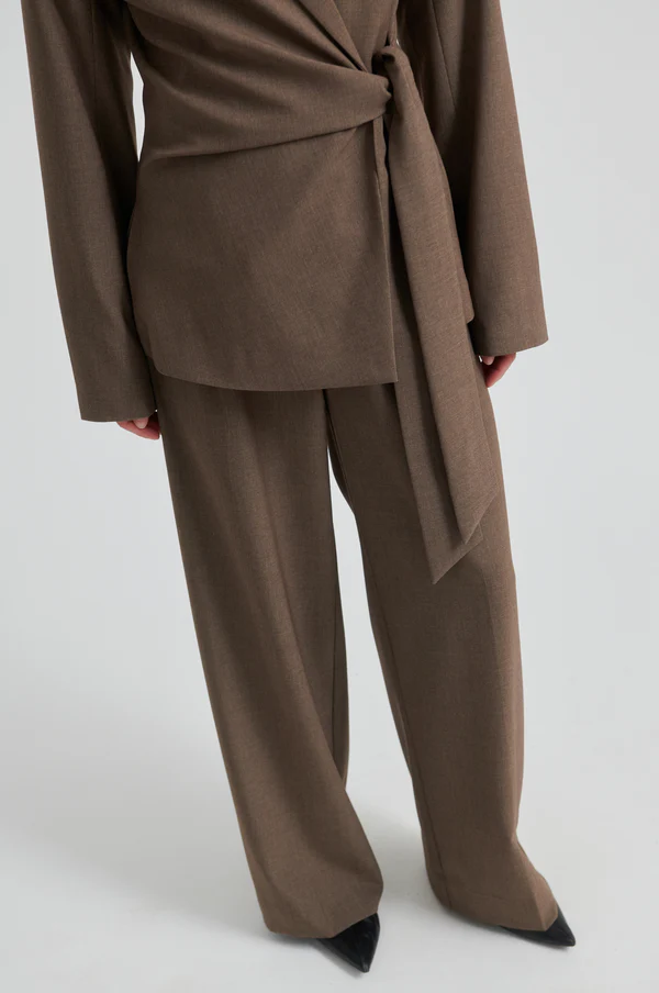 Second Female Dakota trousers Mid brown mel