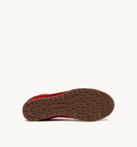 Autry UB08 Windspin low sneaker Ruby rutabaga