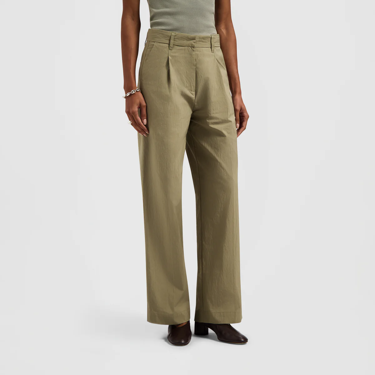 OLAF Tailored trousers Threehouse
