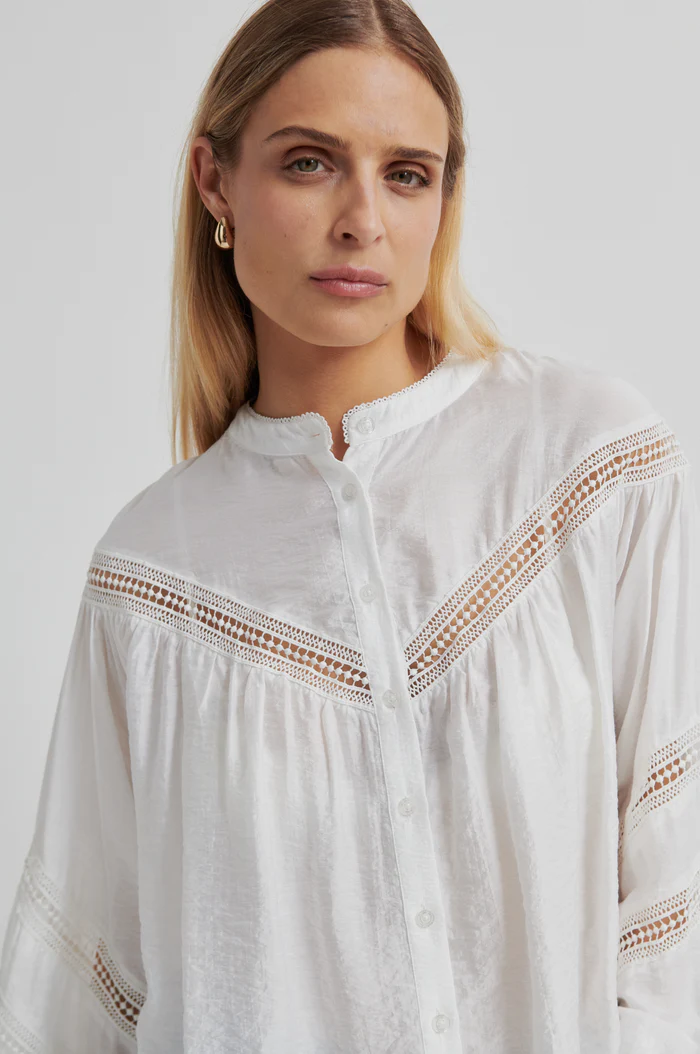 Second Female Indy shirt Tofu