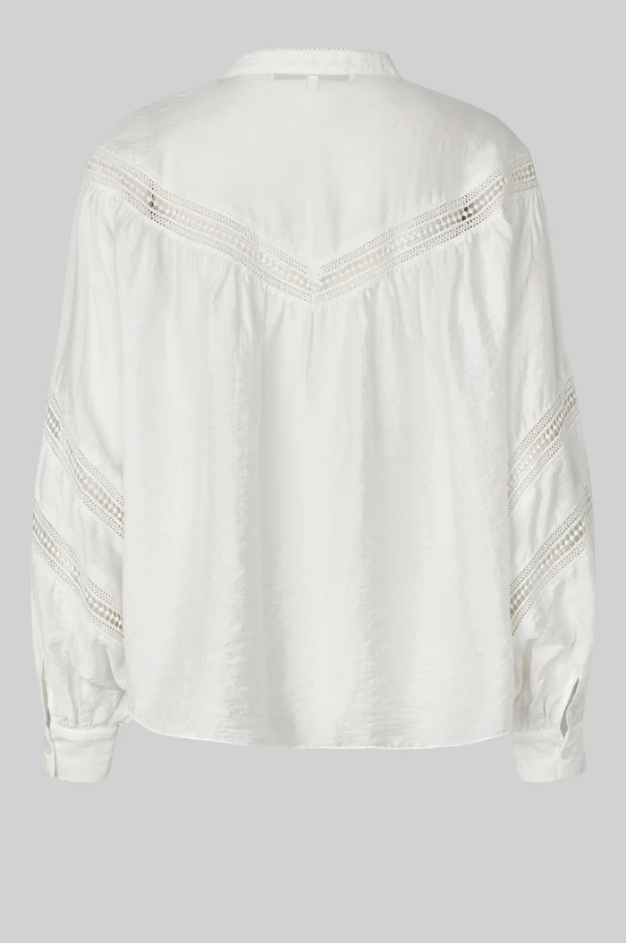 Second Female Indy shirt Tofu