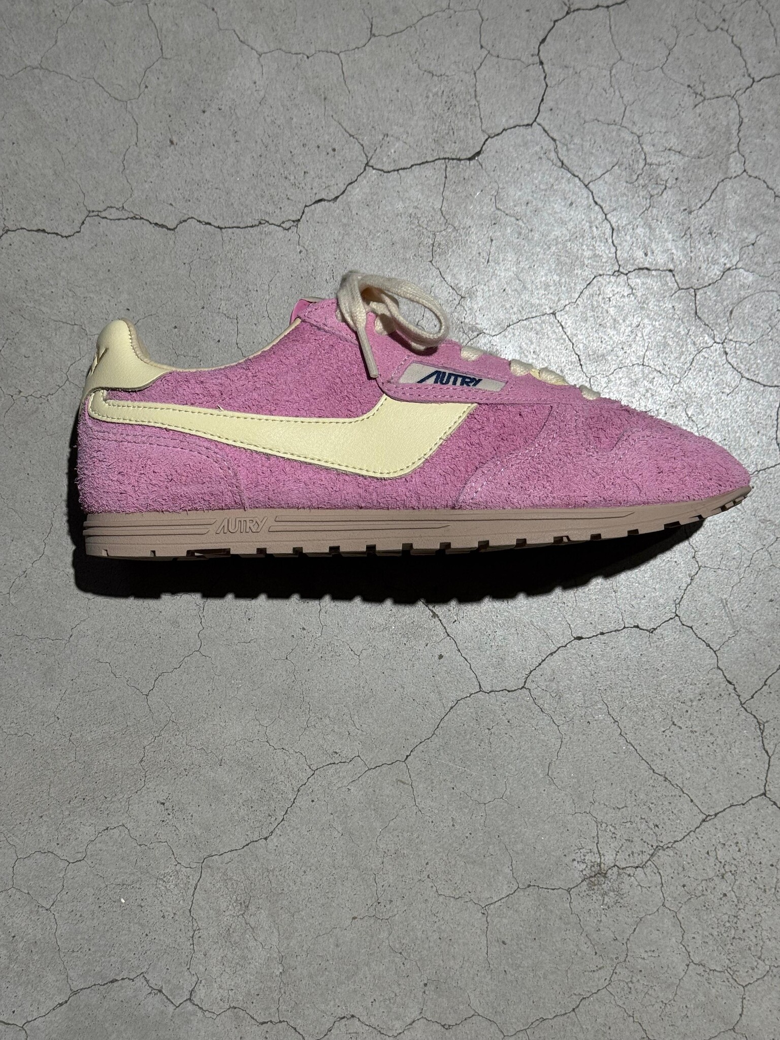 Autry UB36 Windspin low Sneakers suede leather