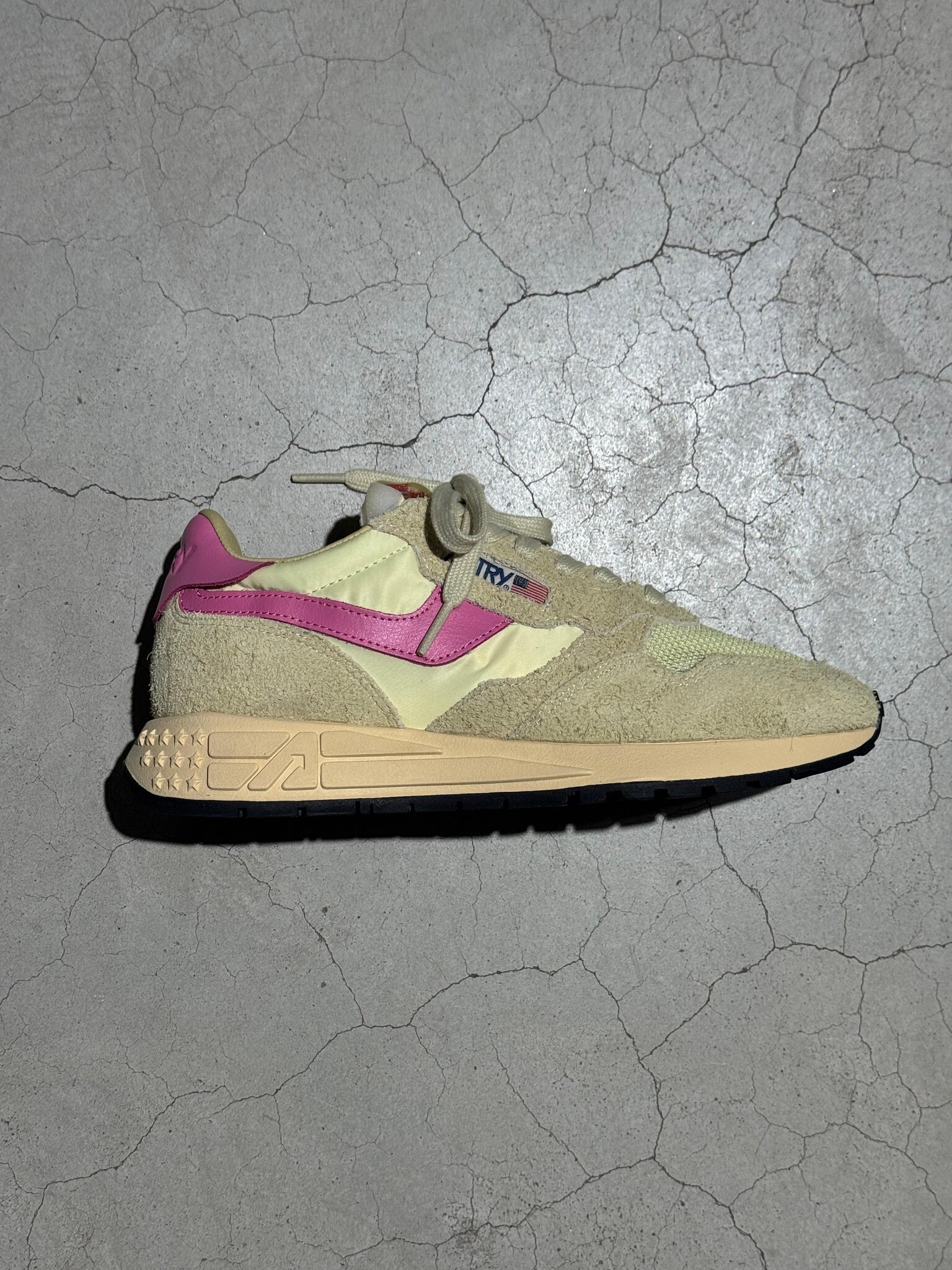 Autry Reelwind low UT41 Suede/net straw/chrose