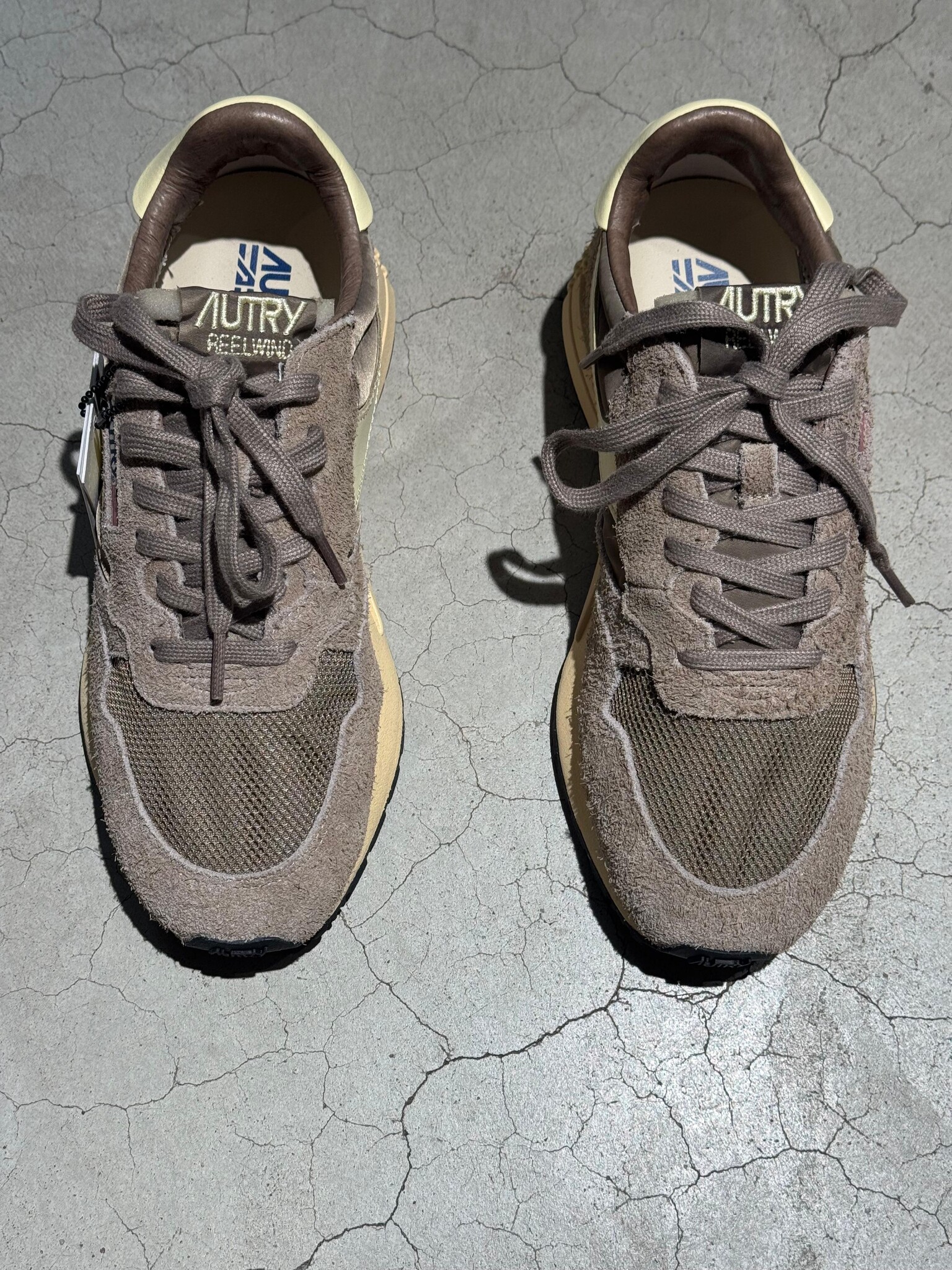 Autry Reelwind low UT43 Suede/nat coco/ruth