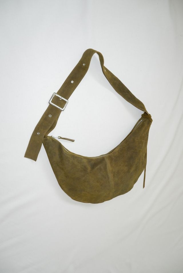 NONA Buckle banana bag XXL Olive suede