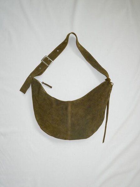 NONA Buckle banana bag XL Olive suede