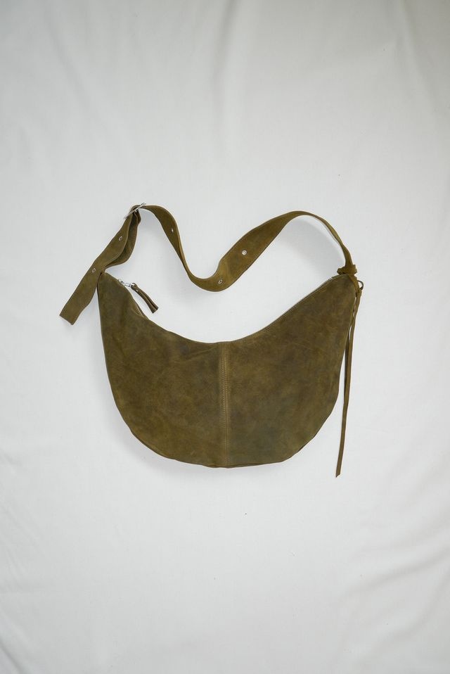 NONA Buckle banana bag XL Olive suede