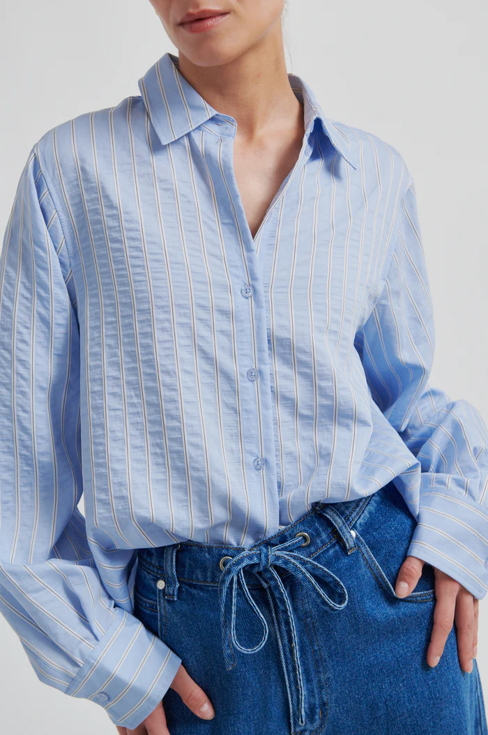 Second Female Syracuse new shirt Windsurfer