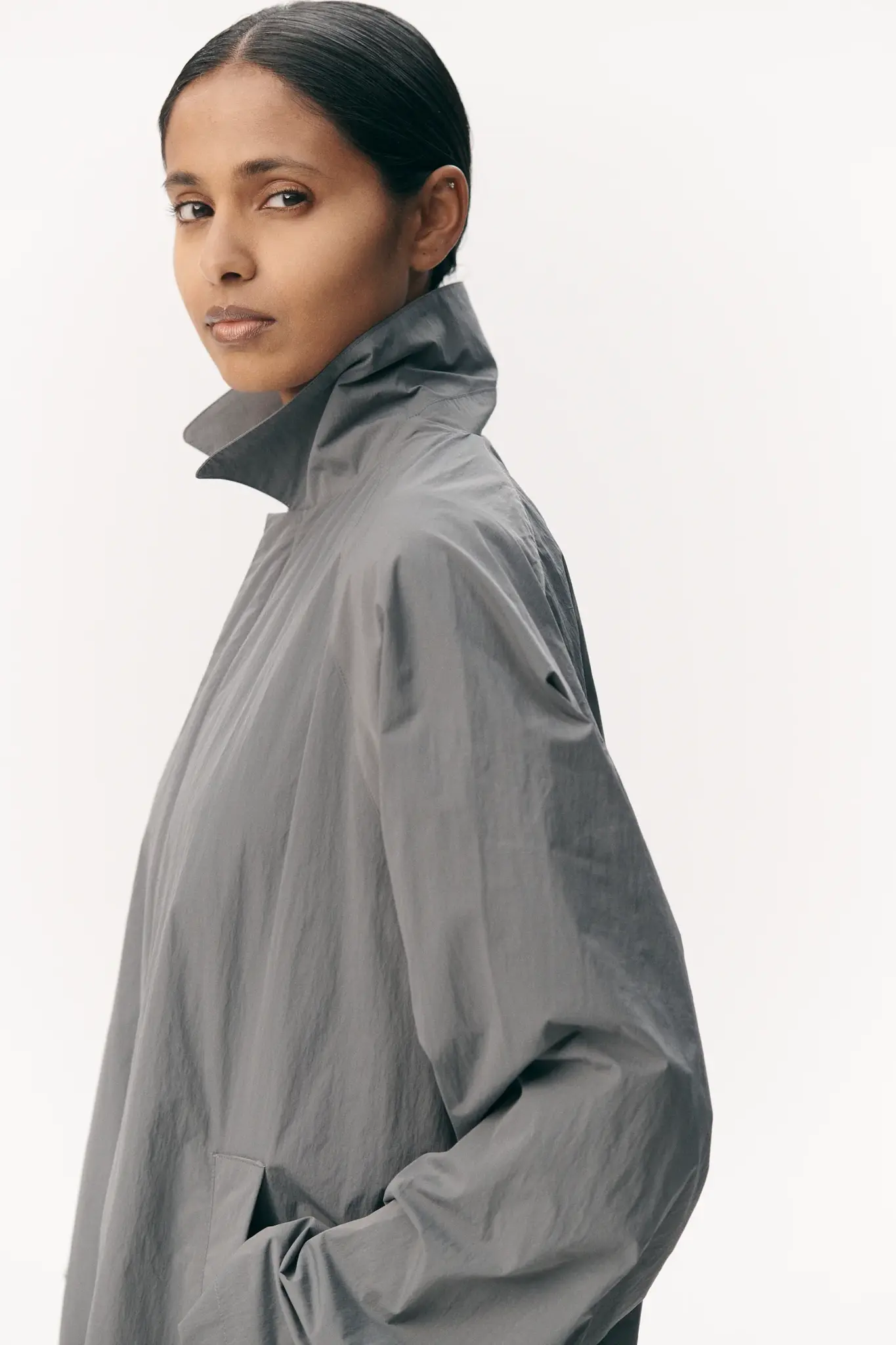 Welter Shelter Long coach crincle nylon jacket Grey blue