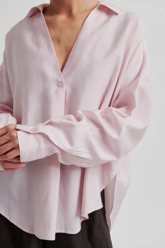 Second Female Timeline blouse Pale lilac