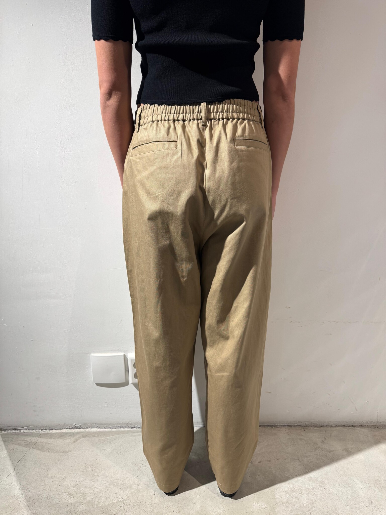 AOAP OX easy pants Taupe