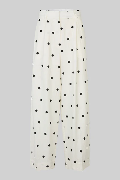 Second Female Salliy trousers White alyssum