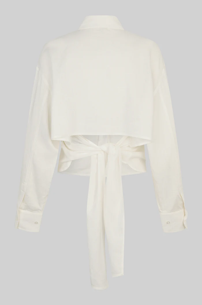 Second Female Veno shirt White Alyssum