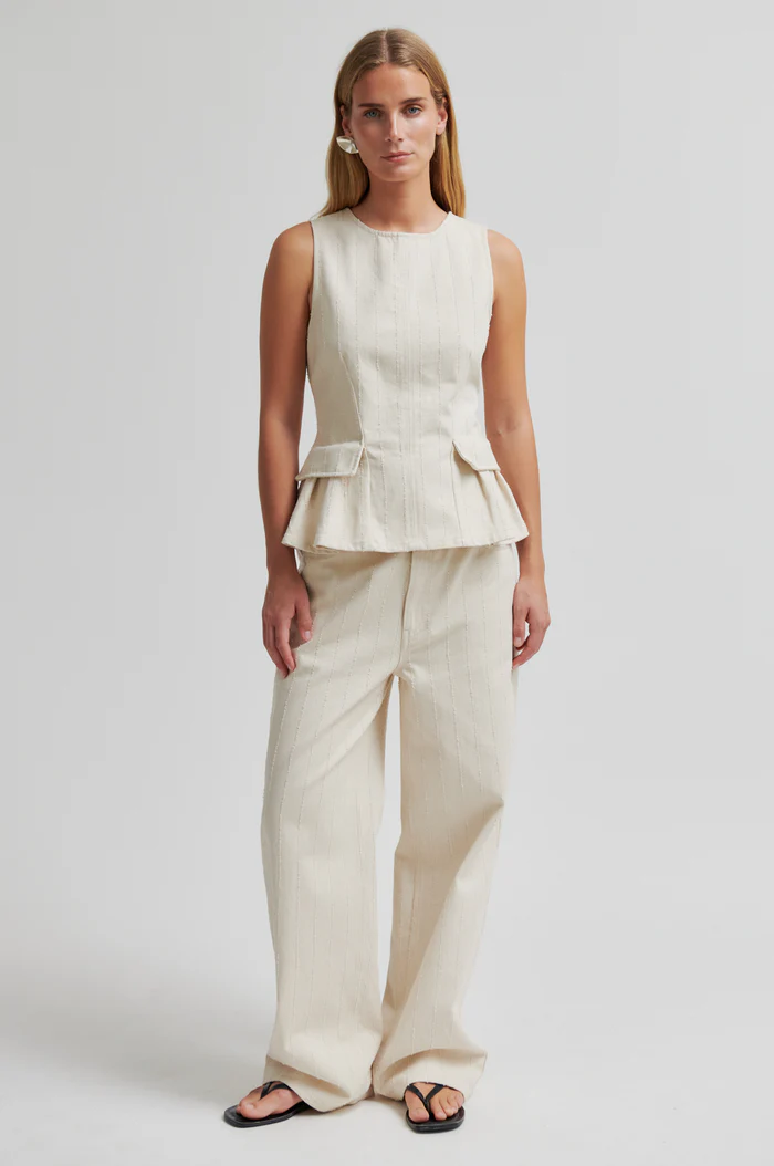 Second Female Roselia top Eggnog