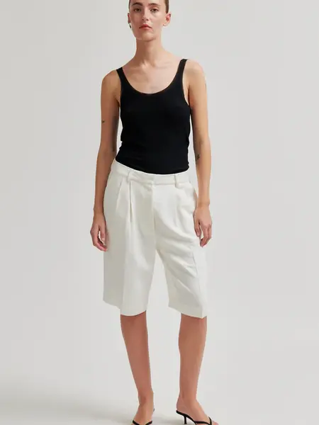 Second Female Lino shorts White Alyssum