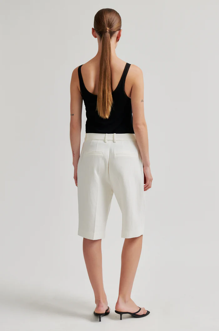 Second Female Lino shorts White Alyssum