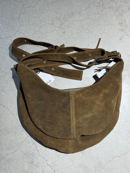 NONA Buckle banana bag XXL Olive suede