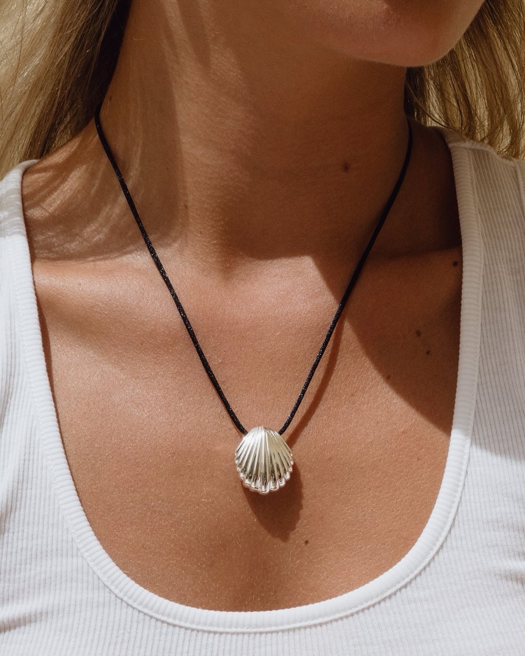 Anni Lu Shell on a string ketting Silver