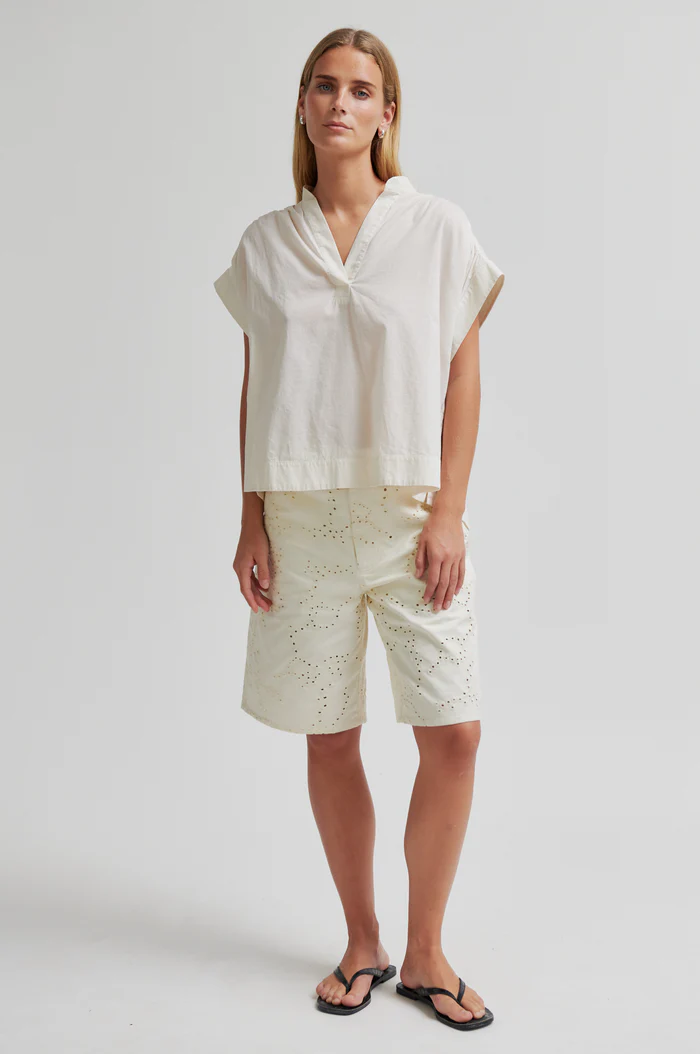 Second Female Avida oversize top Eggnog