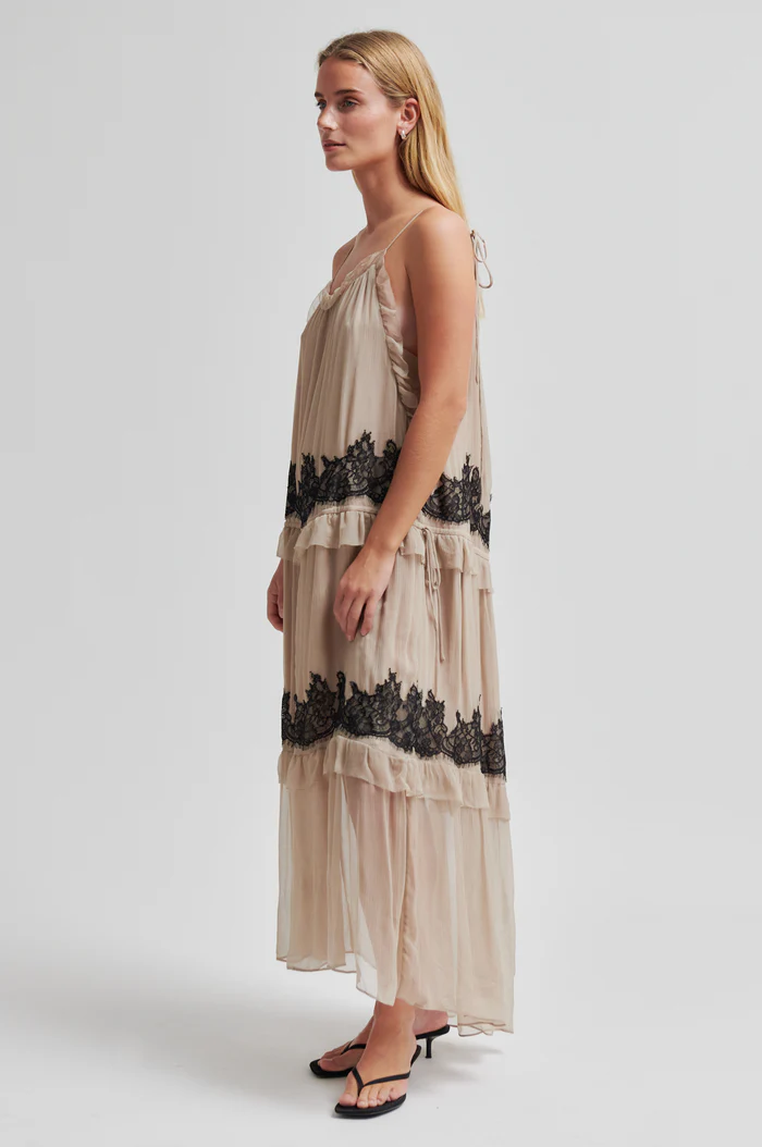 Second Female Lynda maxi dress Plaza taupe