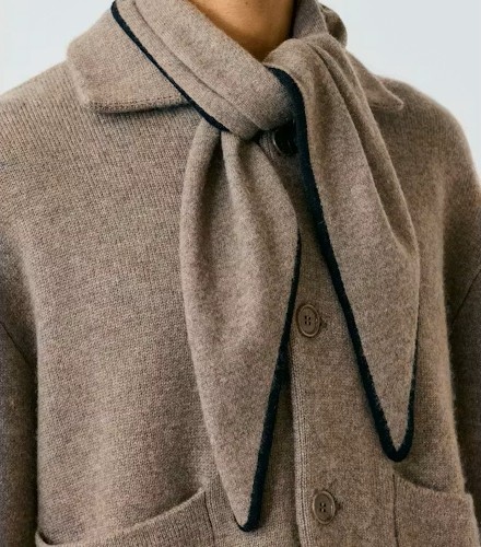 Lisa Yang Chelsea scarf Truffle/black