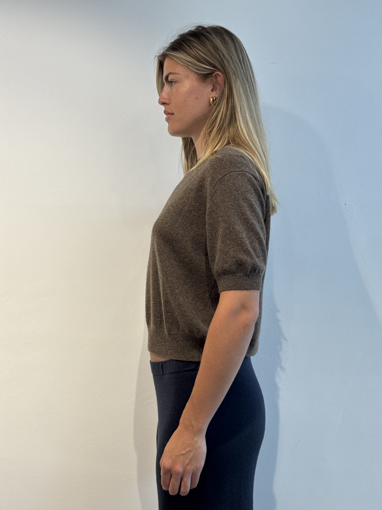 Lisa Yang Genevra T-shirt Dark truffle
