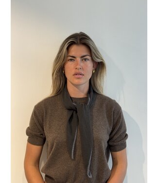 Lisa Yang Chelsea scarf Dark fern/graphite