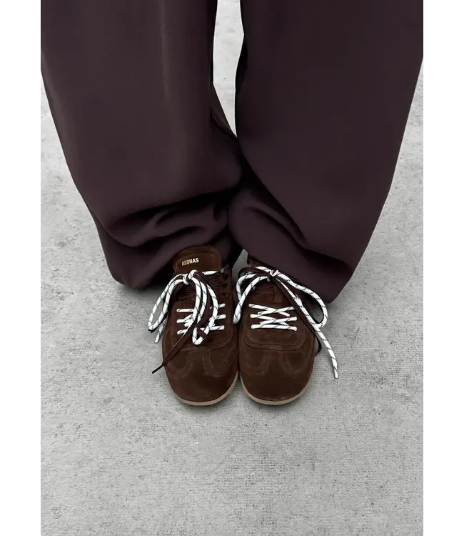 Alohas Tb.24 Suede chocolate brown leather sneakers