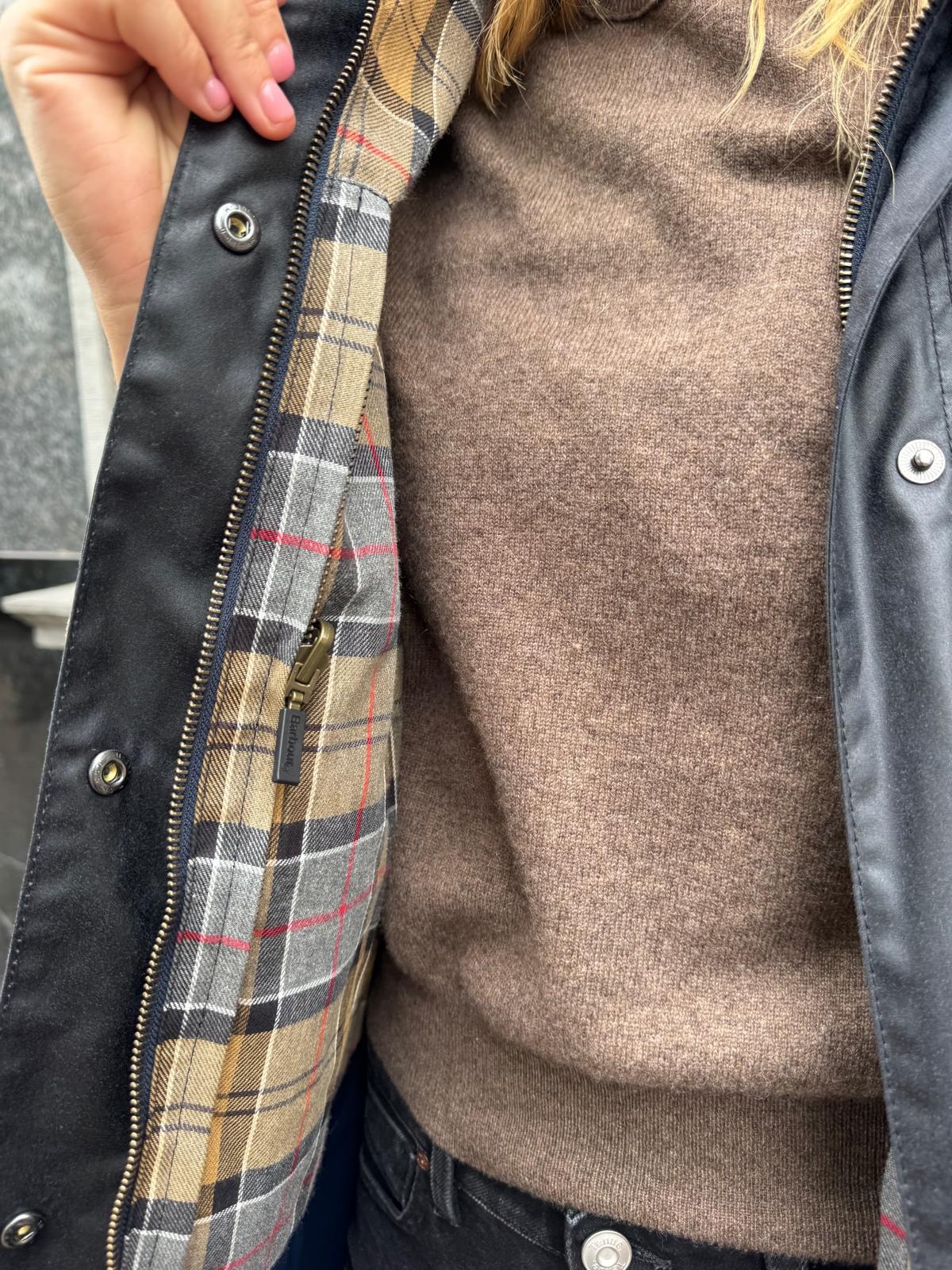 Barbour Beadnell wax jacket Navy