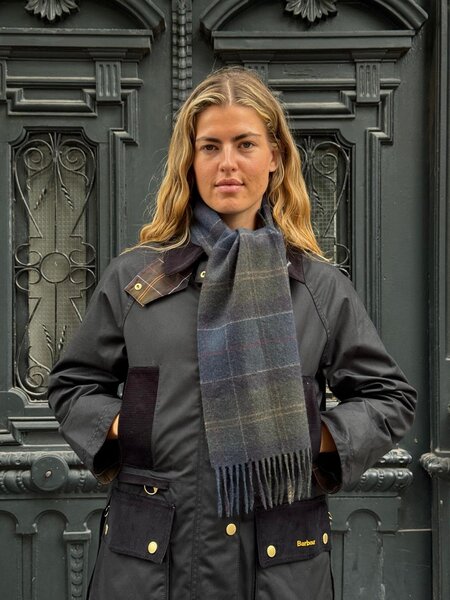 Barbour Shadow classic tartan scarf
