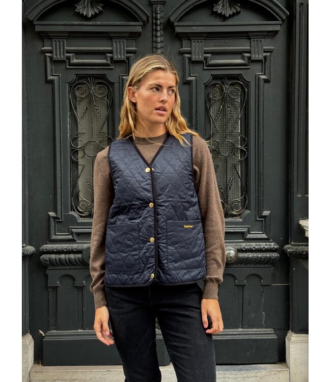 Barbour Reimagined icons reversible tartan quilted liner Dark navy/birchwood