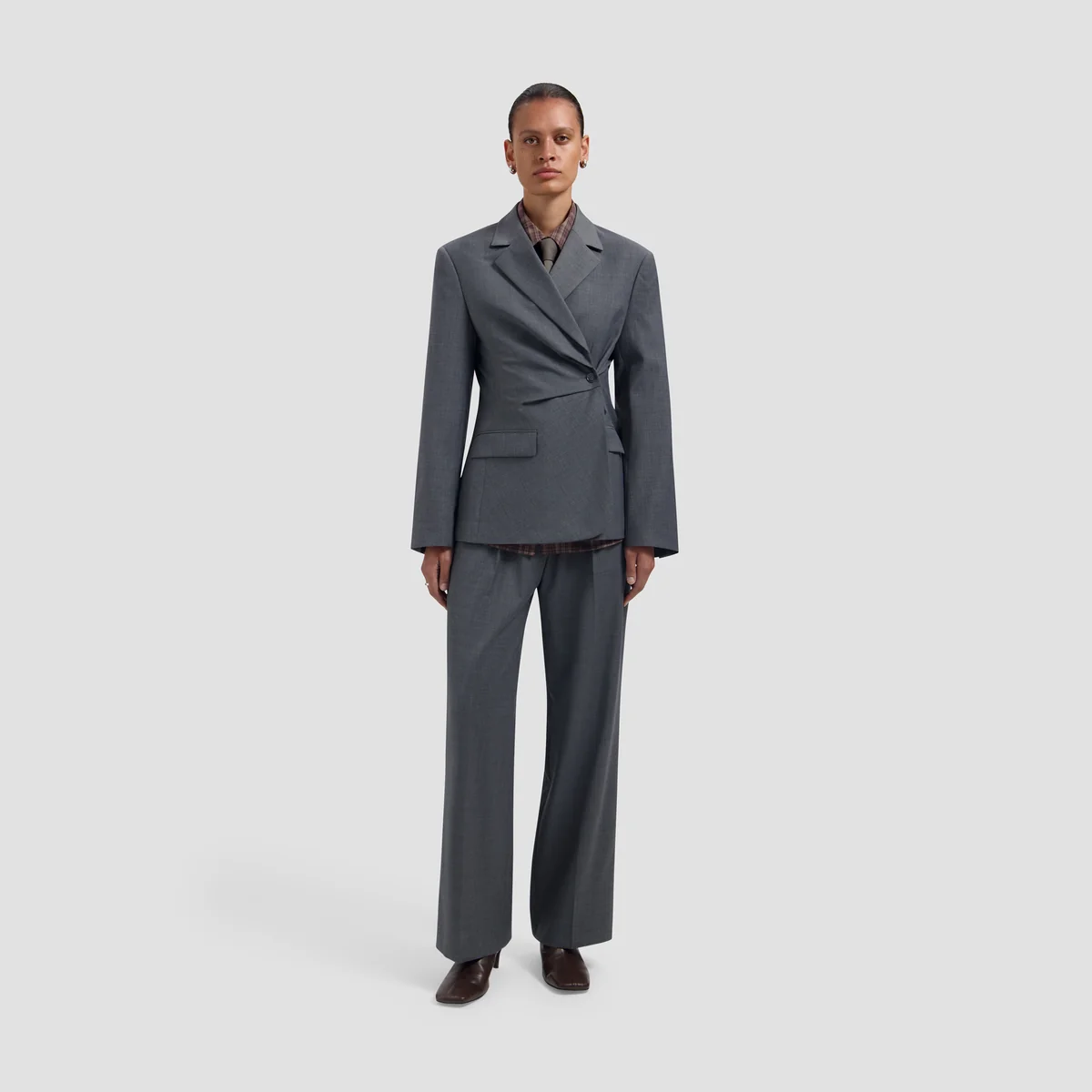 OLAF Wool asymetric blazer Sharkshin