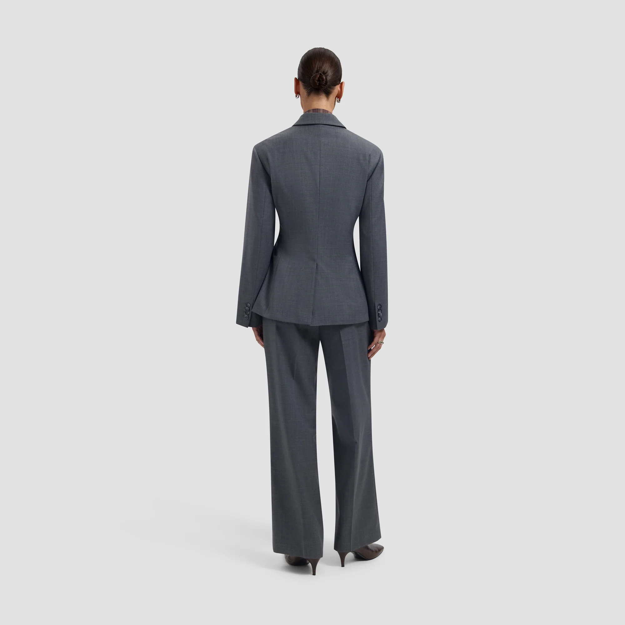 OLAF Wool asymetric blazer Sharkshin