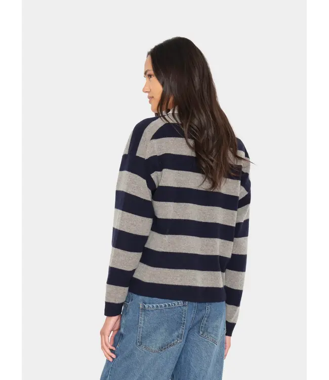 Xirena Braxton sweater Midnight gray